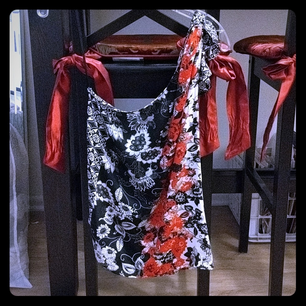 One shoulder tank top
